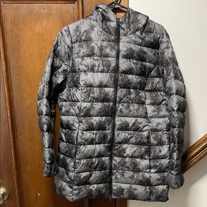 Eddie Bauer Black and Gray Puffer Jacket